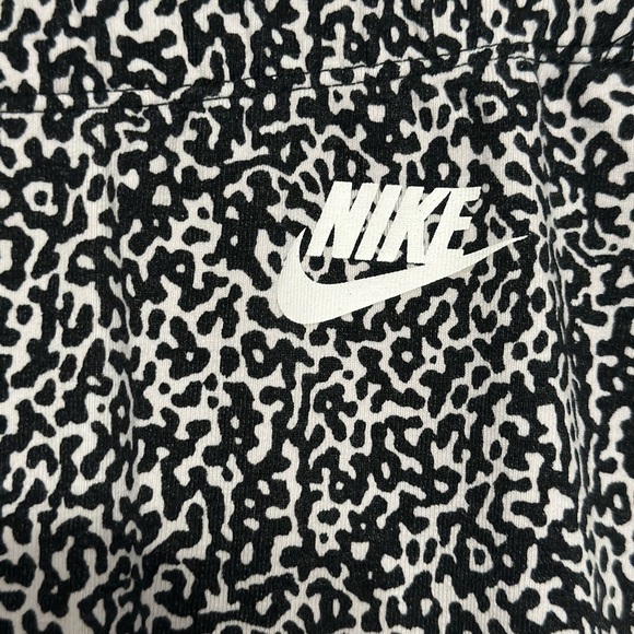 Nike Women's Black & White‎ Speckled Leggings Size Medium - Picture 3 of 6